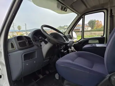 Fiat Ducato 2003 - 24897 EUR, 74000 km - AUTO.MOTO.pt - 74000km - foto 12 de 38