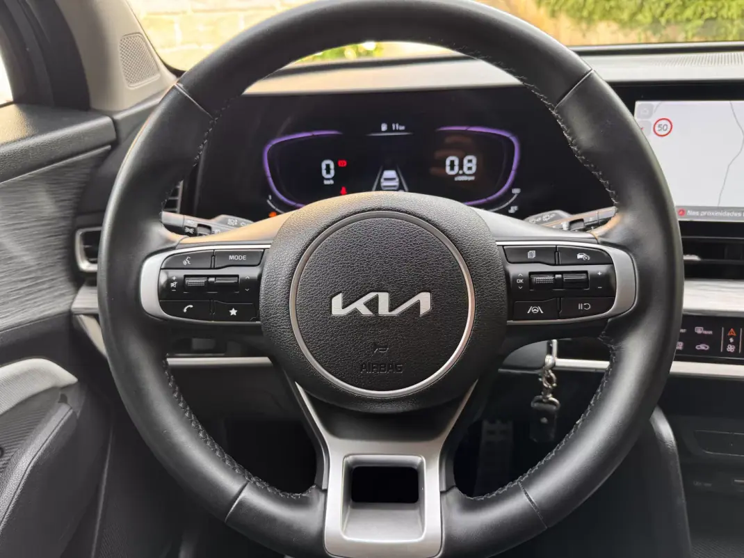 Kia Sportage 2023 - 24500 EUR, 64809 km - AUTO.MOTO.pt - 64809km - foto 11 de 24