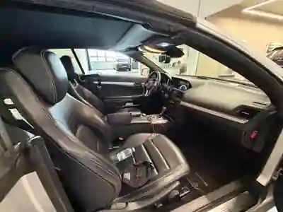 Mercedes-Benz E 250 2013 - 20000 EUR, 203000 km - 203000km - foto 2 de 8