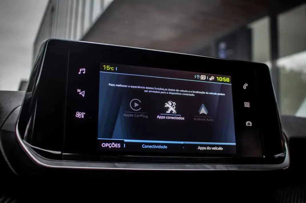 Peugeot e-2008 2021 - 20850 EUR, 60050 km - AUTO.MOTO.pt - 60050km - foto 42 de 44