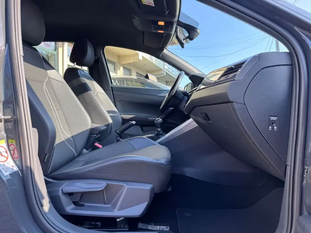 Volkswagen Polo 2018 - 14900 EUR, 186328 km - 186328km - foto 16 de 32