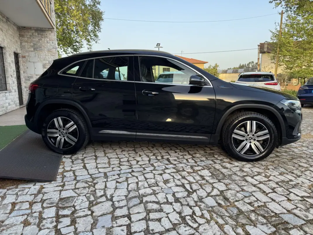 Mercedes-Benz EQA 2021 - 27900 EUR, 92000 km - AUTO.MOTO.pt - 92000km - foto 5 de 47