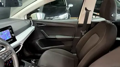 SEAT Ibiza 2023 - 14270 EUR, 50000 km - AUTO.MOTO.pt - 50000km - foto 16 de 38