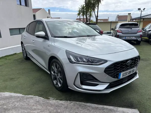 Ford Focus 2024 - 22490 EUR, 35103 km - AUTO.MOTO.pt - 35103km - foto 3 de 14