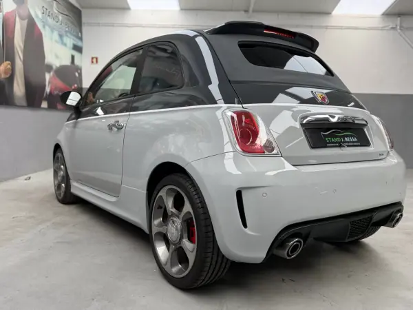 Abarth 500C 2011 - 13990 EUR, 139400 km - 139400km - foto 8 de 17