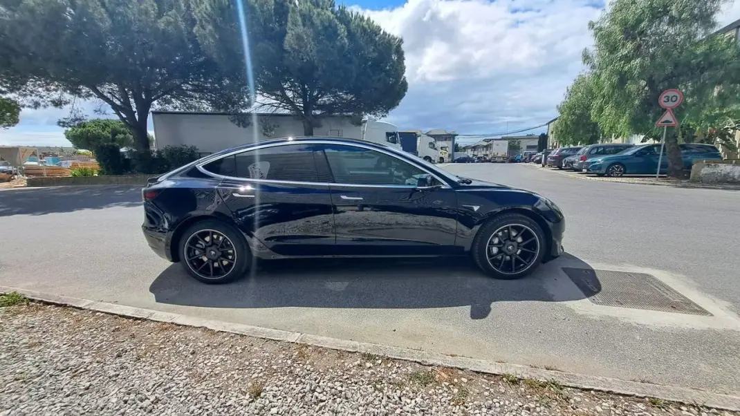 Tesla Model 3 2019 - 22500 EUR, 113000 km - 113000km - foto 17 de 53