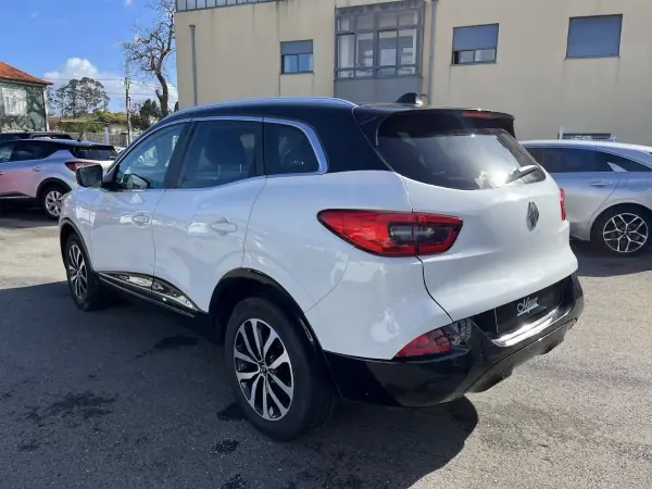 Renault Kadjar 2016 - 11950 EUR, 250000 km - AUTO.MOTO.pt - 250000km - foto 7 de 42