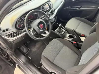 Fiat Tipo 2021 - 14900 EUR, 88000 km - AUTO.MOTO.pt - 88000km - foto 11 de 12