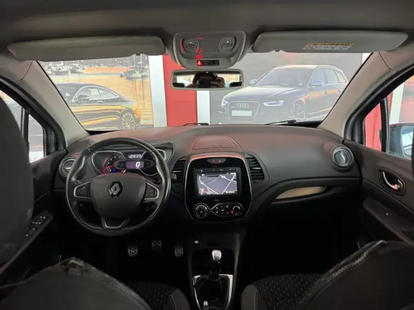 Renault Captur 2017 - 15990 EUR, 80345 km - AUTO.MOTO.pt - 80345km - foto 21 de 21