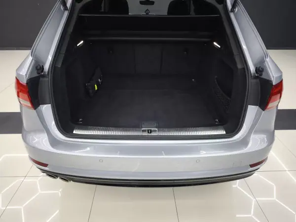 Audi A4 Avant 2016 - 20950 EUR, 253446 km - AUTO.MOTO.pt - 253446km - foto 15 de 44