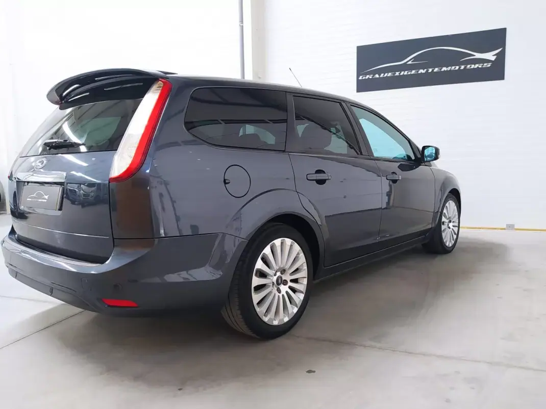 Ford Focus SW 2008 - 5950 EUR, 248000 km - 248000km - foto 6 de 16