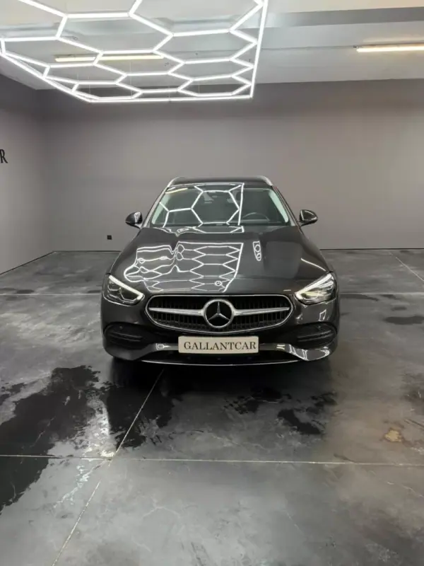 Mercedes-Benz C 300 2023 - 36500 EUR, 88706 km - AUTO.MOTO.pt - 88706km - foto 5 de 32