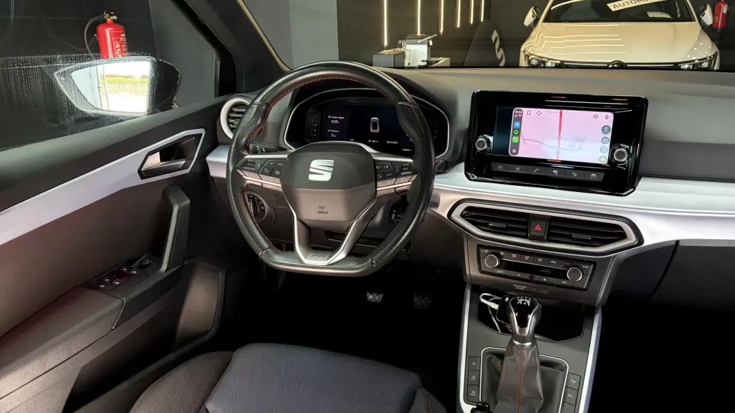 SEAT Arona 2023 - 16990 EUR, 30000 km - AUTO.MOTO.pt - 30000km - foto 16 de 42