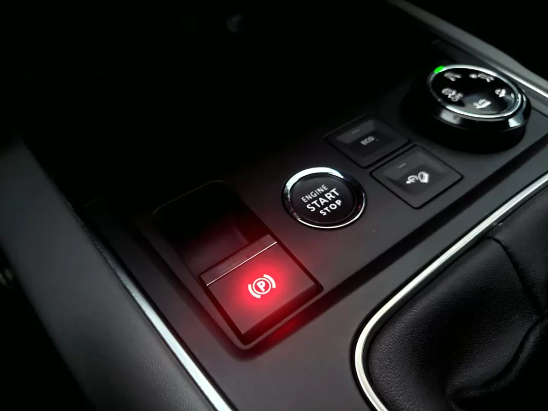 Citroën C5 Aircross 2020 - 21500 EUR, 55490 km - AUTO.MOTO.pt - 55490km - foto 32 de 33