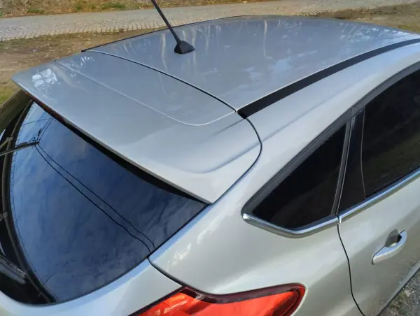 Ford Focus 2018 - 9999 EUR, 160000 km - AUTO.MOTO.pt - 160000km - foto 12 de 30
