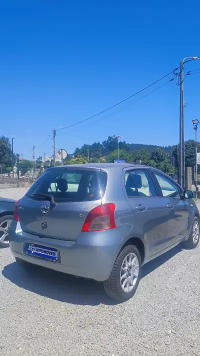 Toyota Yaris 2006 - 6678 EUR, 209787 km - AUTO.MOTO.pt - 209787km - foto 7 de 7