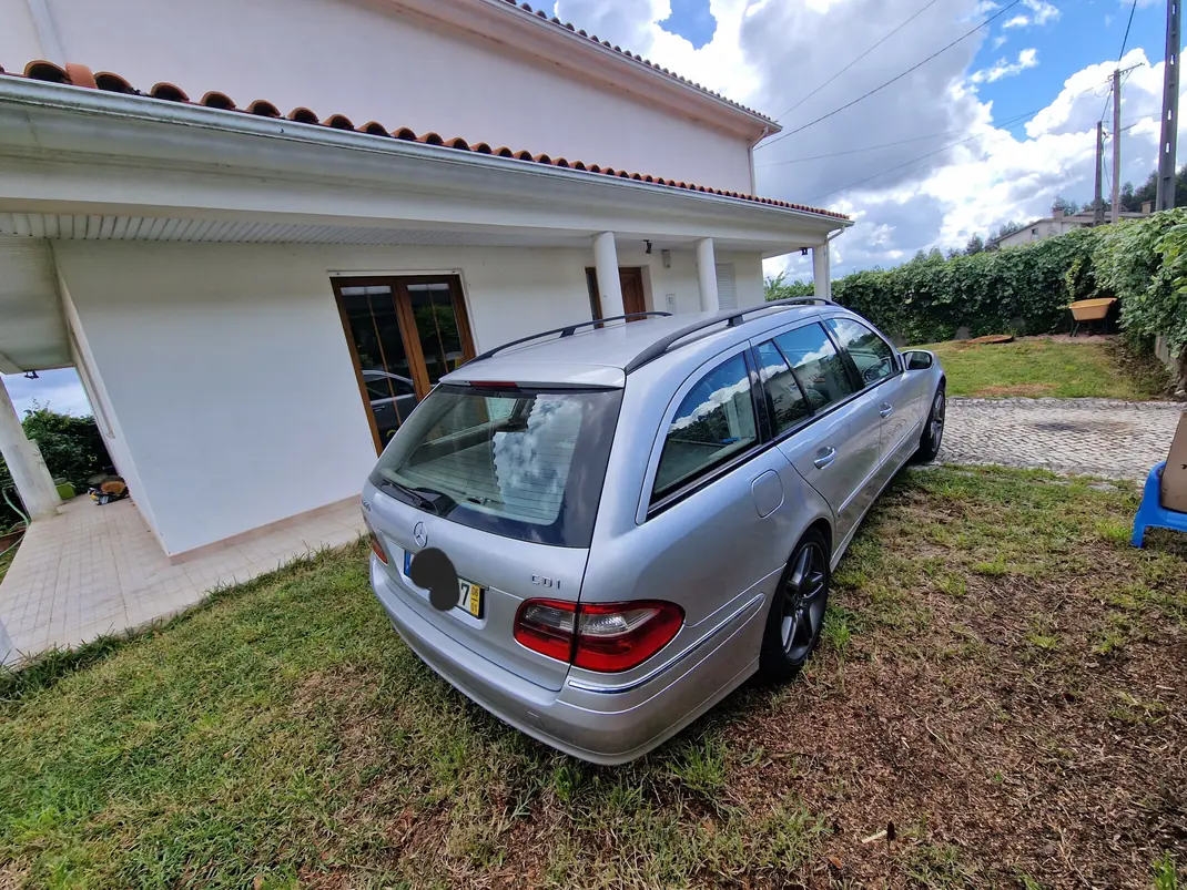 Mercedes-Benz E 220 2006 - 6500 EUR, 325000 km - AUTO.MOTO.pt - 325000km - foto 5 de 5