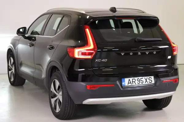 Volvo XC 40 2022 - 28990 EUR, 98750 km - AUTO.MOTO.pt - 98750km - foto 16 de 51