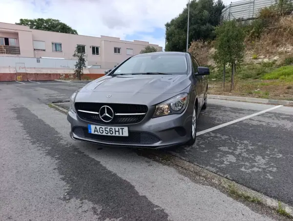 Mercedes-Benz CLA 180 2017 — foto 2 de 22