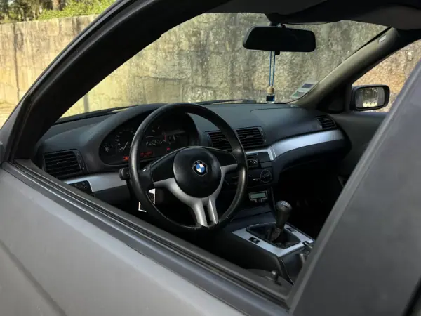 BMW 320 2002 - 3250 EUR, 308800 km - AUTO.MOTO.pt - 308800km - foto 5 de 12