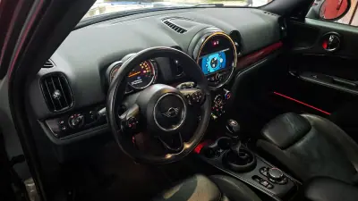 MINI Countryman 2018 - 21550 EUR, 127363 km - AUTO.MOTO.pt - 127363km - foto 22 de 71