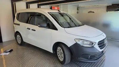 Mercedes-Benz Citan 2025 - 24950 EUR, 10603 km - AUTO.MOTO.pt - 10603km - foto 19 de 50