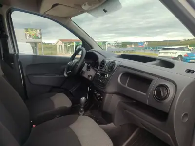 Dacia Dokker 2020 - 10900 EUR, 61000 km - AUTO.MOTO.pt - 61000km - foto 11 de 20