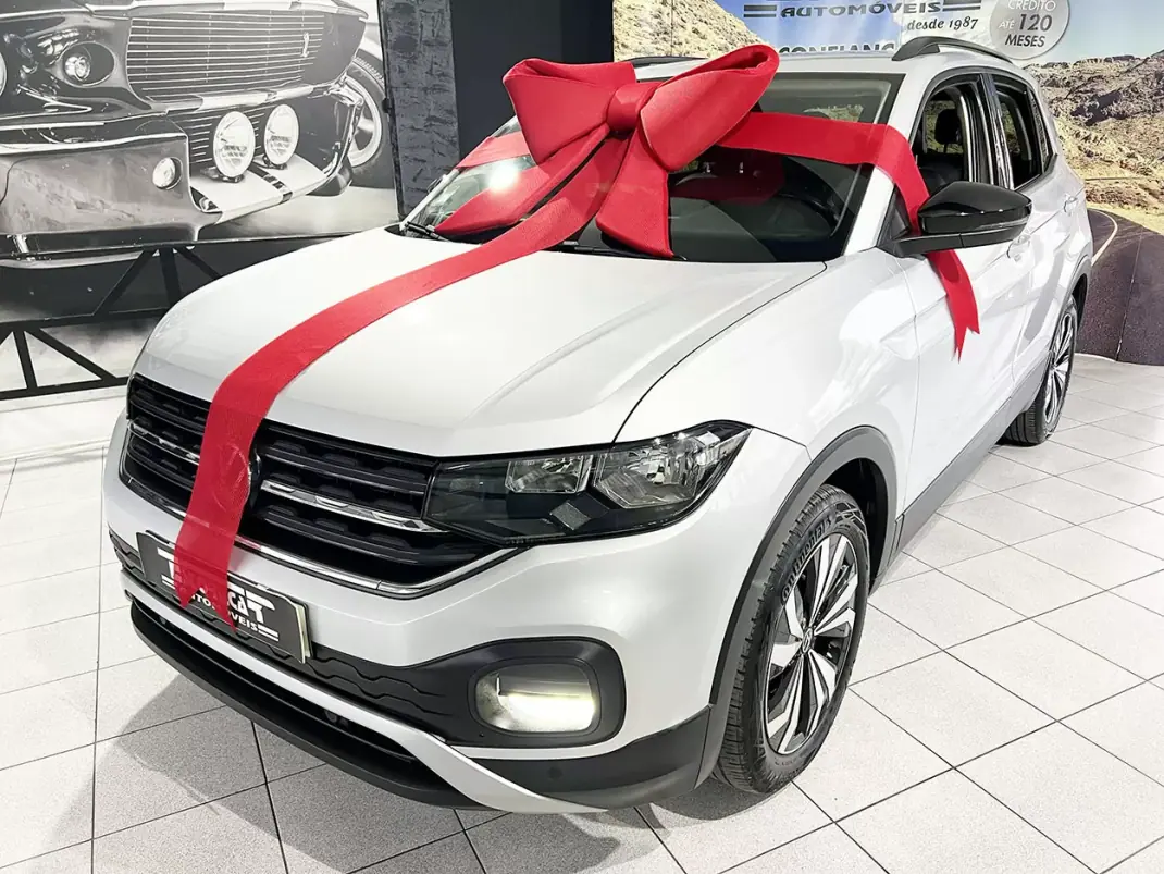Volkswagen T-Cross 2021 - 17800 EUR, 37392 km - AUTO.MOTO.pt - 37392km - foto 1 de 21