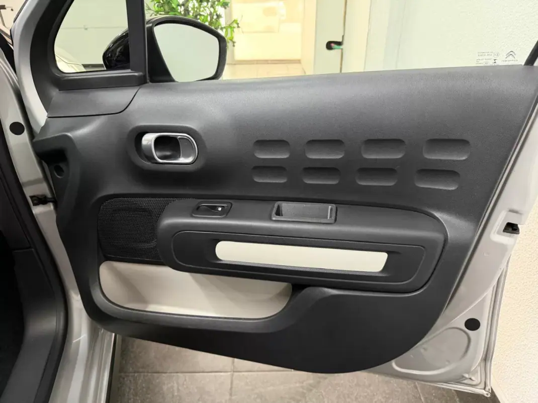 Citroën C3 2017 - 10490 EUR, 133000 km - 133000km - foto 22 de 25