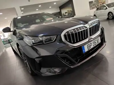 BMW i5 2024 - 53990 EUR, 29000 km - AUTO.MOTO.pt - 29000km - foto 20 de 58