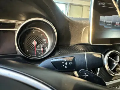 Mercedes-Benz A 180 2015 - 16690 EUR, 178000 km - 178000km - foto 11 de 26