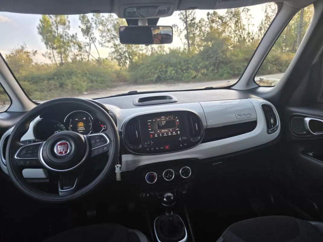 Fiat 500L 2021 - 13750 EUR, 152000 km - 152000km - foto 2 de 80
