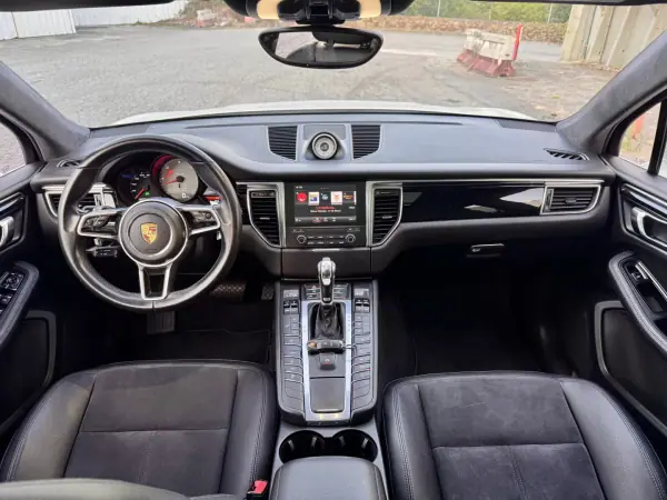 Porsche Macan 2016 - 45990 EUR, 132000 km - AUTO.MOTO.pt - 132000km - foto 18 de 34