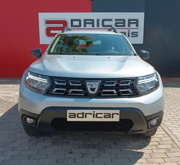 Dacia Duster 2021 - 17500 EUR, 142842 km - AUTO.MOTO.pt - 142842km - foto 4 de 21