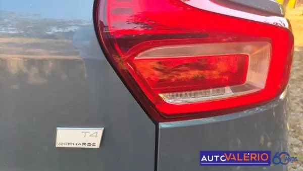 Volvo XC 40 2022 - 31950 EUR, 52139 km - AUTO.MOTO.pt - 52139km - foto 7 de 47