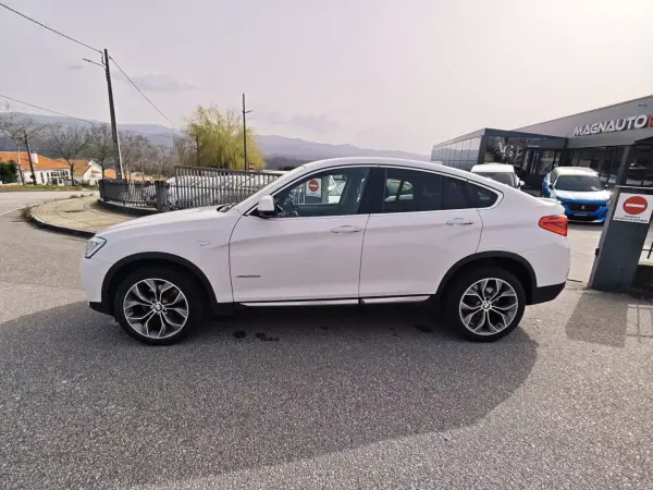 BMW X4 2014 - 23500 EUR, 223000 km - AUTO.MOTO.pt - 223000km - foto 3 de 42