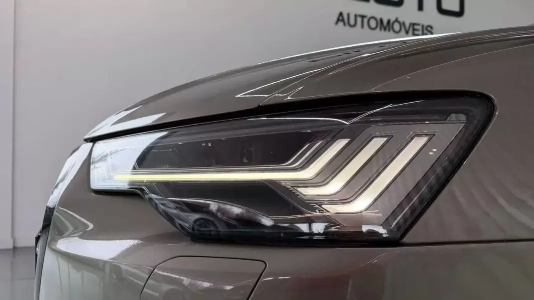 Audi A6 2019 - 34990 EUR, 140670 km - AUTO.MOTO.pt - 140670km - foto 4 de 37