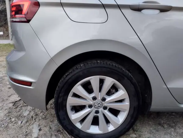 Volkswagen Golf 2019 - 14750 EUR, 150000 km - AUTO.MOTO.pt - 150000km - foto 10 de 30
