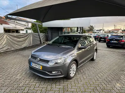 Volkswagen Polo 2016 - 9590 EUR, 130000 km - AUTO.MOTO.pt - 130000km - foto 11 de 12