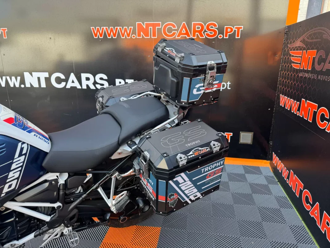 BMW R 12 Base 2023 - 24900 EUR, 9675 km - AUTO.MOTO.pt - 9675km - foto 7 de 7