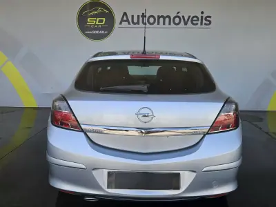 Opel Astra GTC 2006 - 4950 EUR, 175000 km - AUTO.MOTO.pt - 175000km - foto 7 de 9