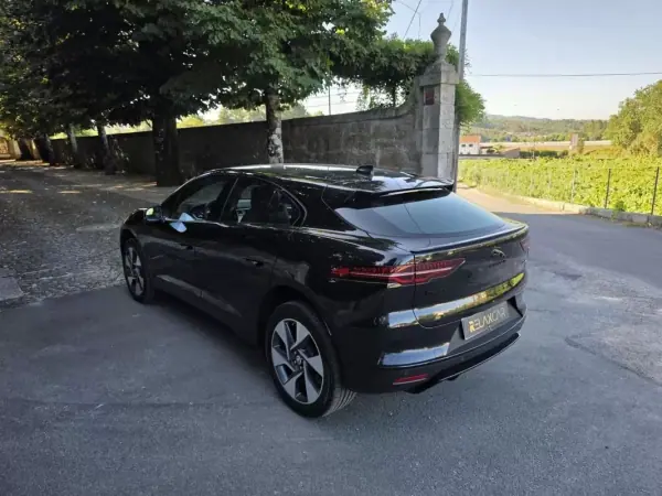 Jaguar I-Pace 2020 - 24499 EUR, 128765 km - AUTO.MOTO.pt - 128765km - foto 8 de 41