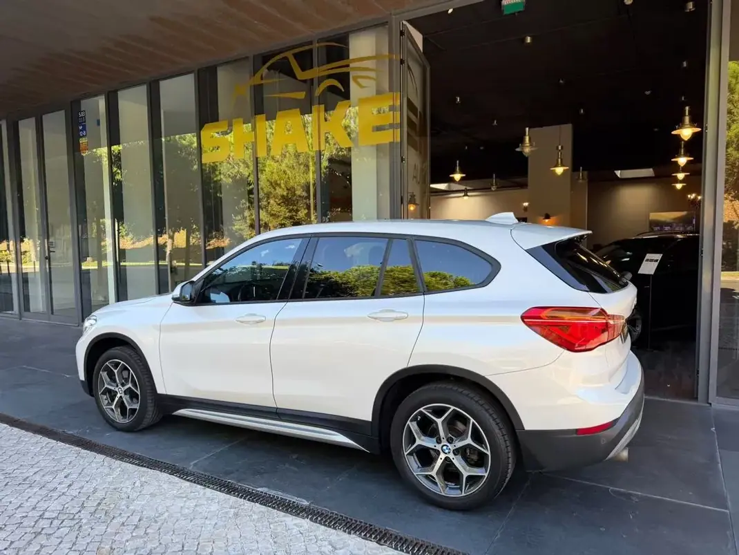 BMW X1 2017 - 19890 EUR, 135956 km - 135956km - foto 3 de 25