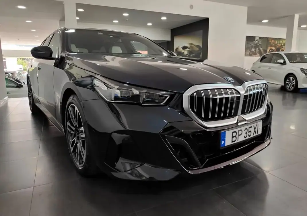 BMW i5 2024 - 53500 EUR, 29000 km - 29000km - foto 4 de 58