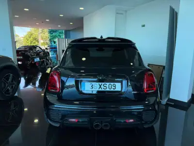 MINI John Cooper Works 2015 - 22900 EUR, 185000 km - AUTO.MOTO.pt - 185000km - foto 4 de 12