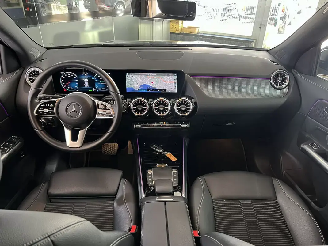 Mercedes-Benz EQA 2021 - 30600 EUR, 49282 km - AUTO.MOTO.pt - 49282km - foto 10 de 24