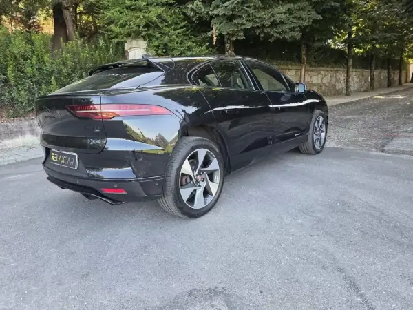 Jaguar I-Pace 2020 - 24499 EUR, 128765 km - AUTO.MOTO.pt - 128765km - foto 18 de 41
