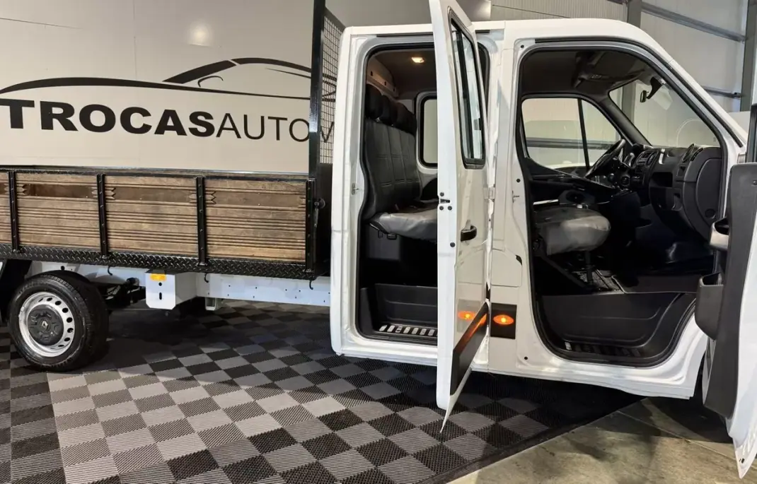 Renault Master 2019 - 18490 EUR, 264950 km - 264950km - foto 26 de 38