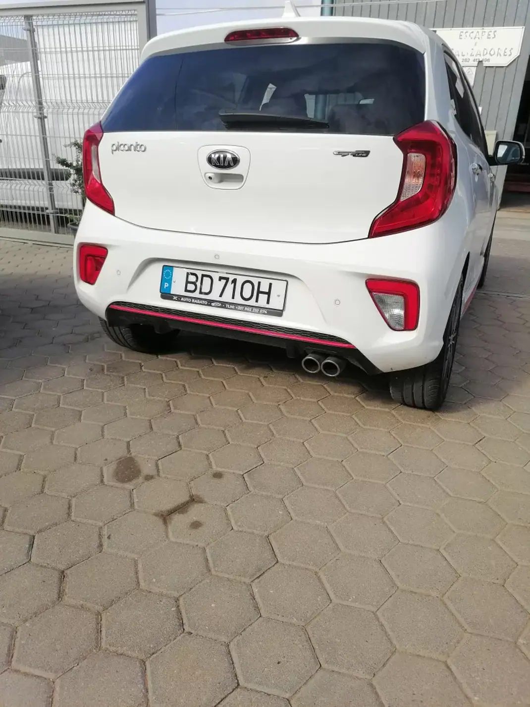 Kia Picanto 2020 - 18900 EUR, 20480 km - AUTO.MOTO.pt - 20480km - foto 8 de 20