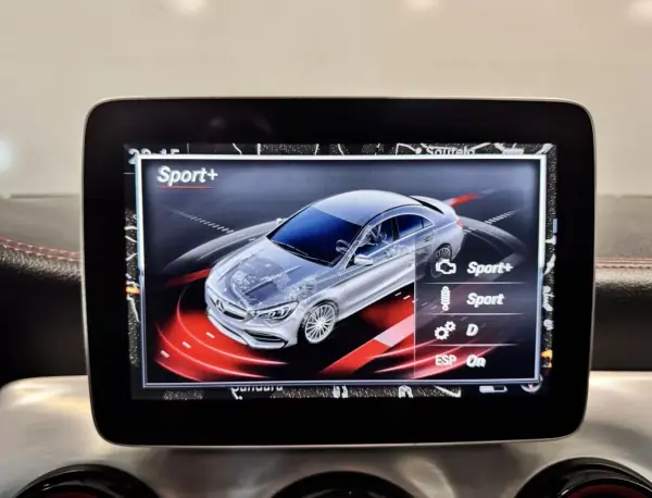 Mercedes-Benz CLA 45 AMG 2018 - 36900 EUR, 127350 km - AUTO.MOTO.pt - 127350km - foto 8 de 32